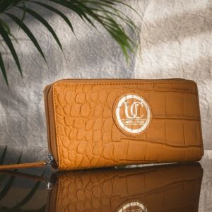 *Sold* NWT Union Code Tan Genuine Leather RFID Wallet